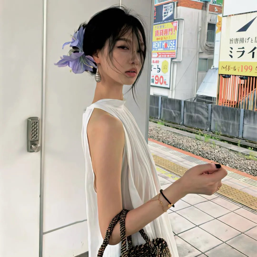 震耳欲聋 海报